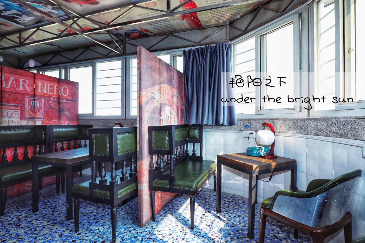 Hostel 弱水咖啡国际青旅only Cafe And Backpacker Chongqing Exterior foto